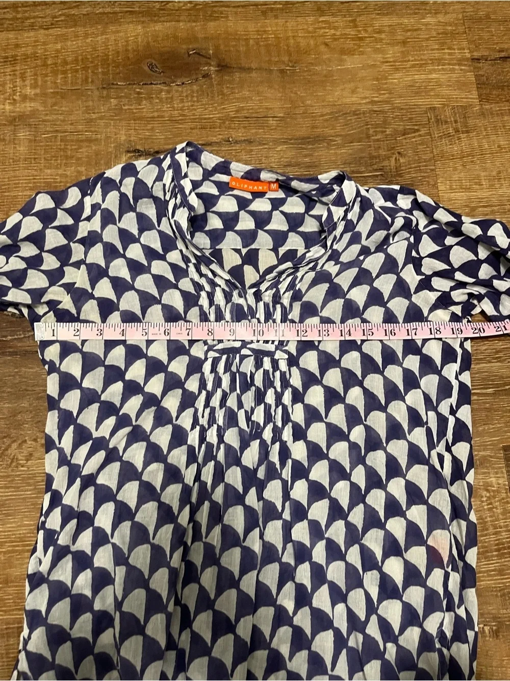 OLIPHANT INDIA Size M 100% Cotton Shirt Blouse Top Pintuck Navy White ***FLAWED
